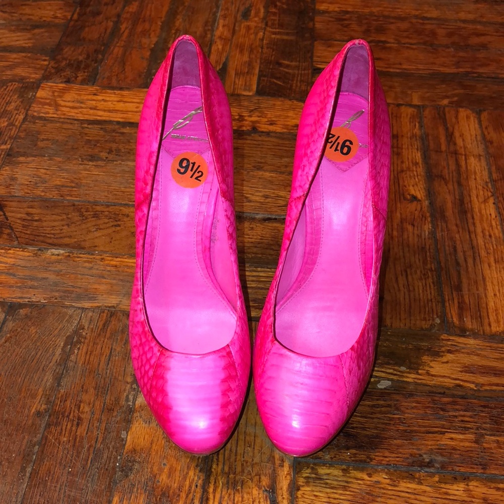 Hot Pink platform pumps